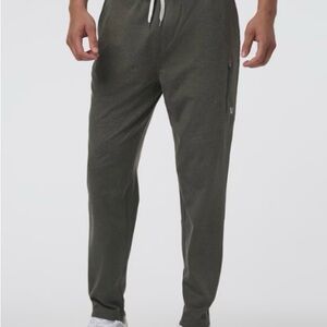 Vuori Sunday Performance Track Pant